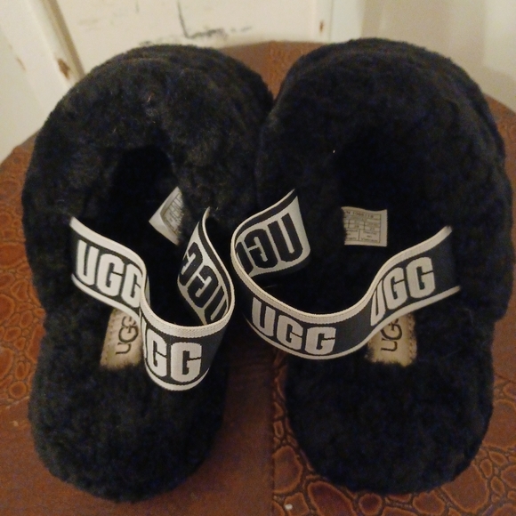 Ugg slippers - Picture 6 of 6